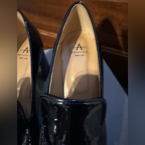 Gorgeous Aquatalia Michelle Patent Saffiano pumps - Picture 3 of 14
